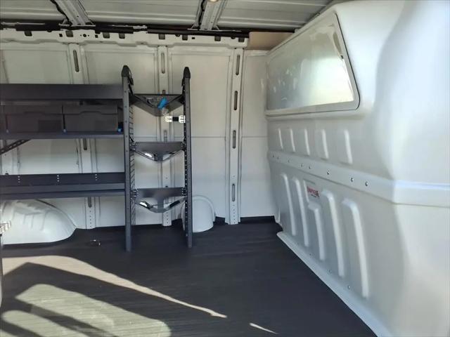 2026 Chevrolet Express Cargo Van 2500 Regular Wheelbase, WT, RWD