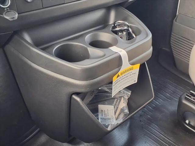 2026 Chevrolet Express Cargo Van 2500 Regular Wheelbase, WT, RWD