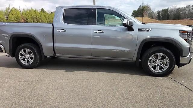 2025 GMC Sierra 1500 4WD Crew Cab Short Box SLT