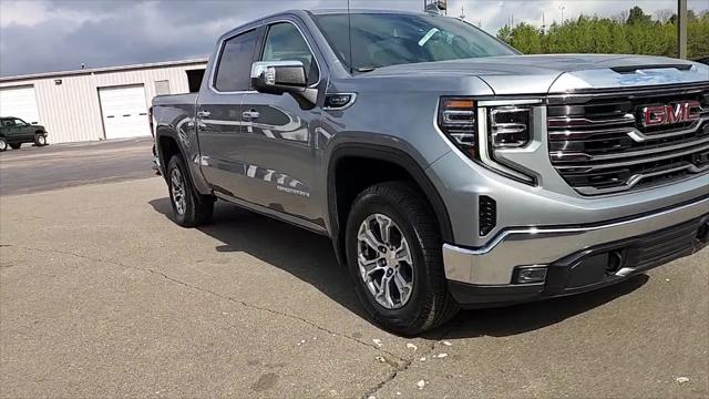 2025 GMC Sierra 1500 4WD Crew Cab Short Box SLT
