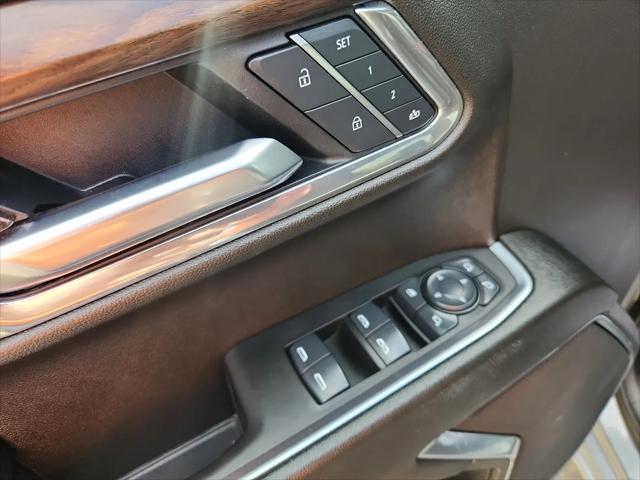 2025 GMC Sierra 1500 4WD Crew Cab Short Box SLT