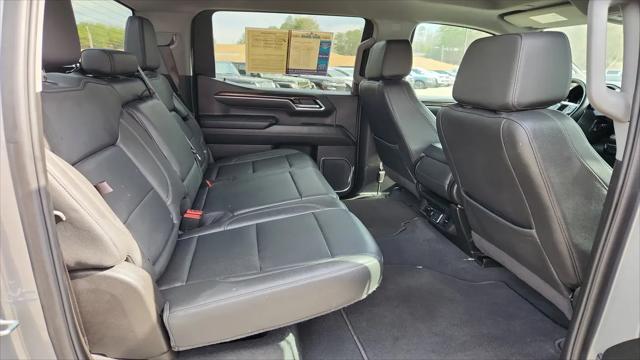 2025 GMC Sierra 1500 4WD Crew Cab Short Box SLT