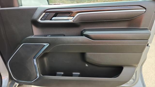 2025 GMC Sierra 1500 4WD Crew Cab Short Box SLT