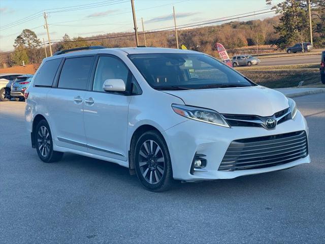 2020 Toyota Sienna Limited for sale in Knoxville, TN