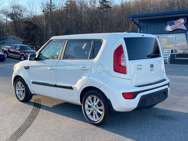2013 Kia Soul +