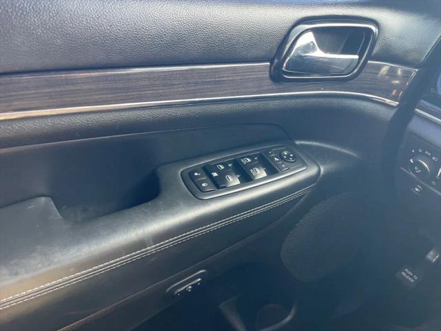2020 Jeep Grand Cherokee Overland 4x2