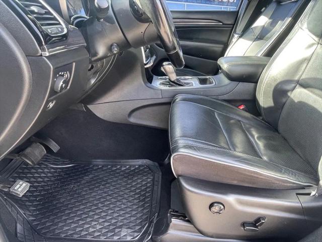 2020 Jeep Grand Cherokee Overland 4x2