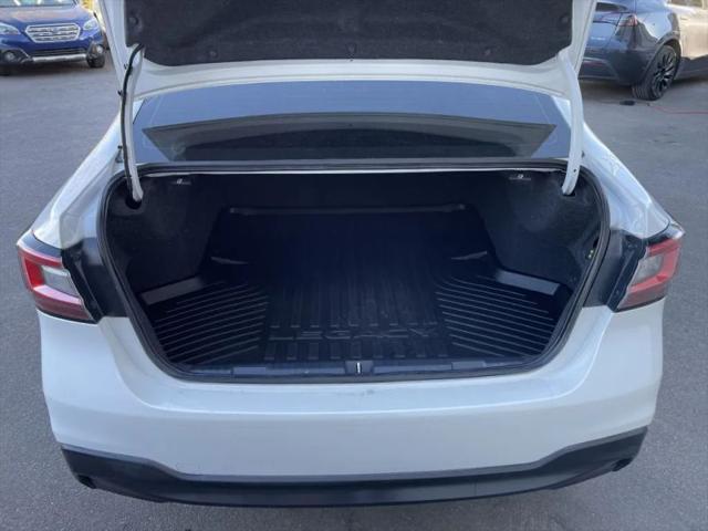 2022 Subaru Legacy Premium