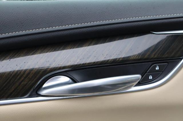 2019 Cadillac XT5 Standard