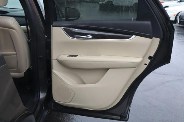 2019 Cadillac XT5 Standard