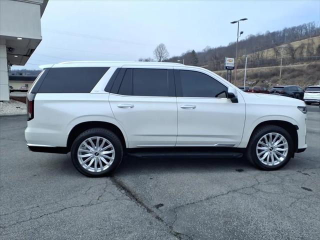 2022 Cadillac Escalade 4WD Luxury