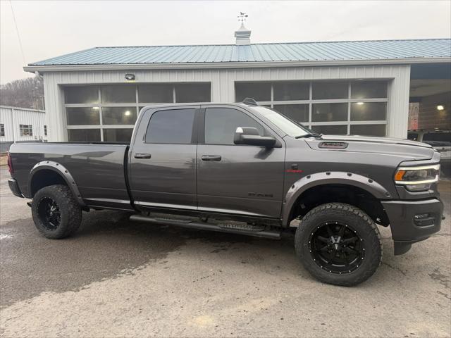 2022 RAM 3500 Big Horn Crew Cab 4x4 8 Box