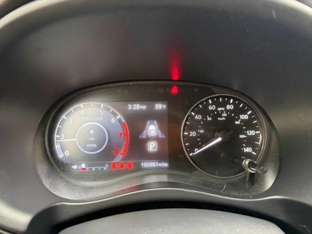 2023 Nissan Kicks SR Xtronic CVT
