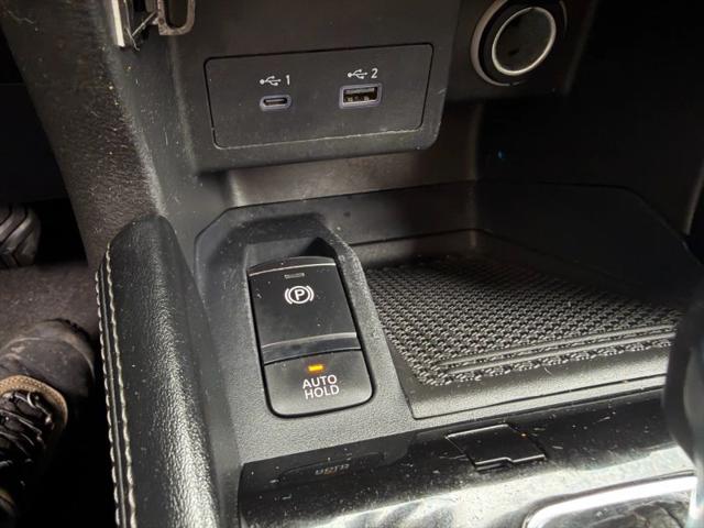 2023 Nissan Kicks SR Xtronic CVT
