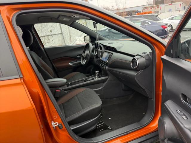 2023 Nissan Kicks SR Xtronic CVT
