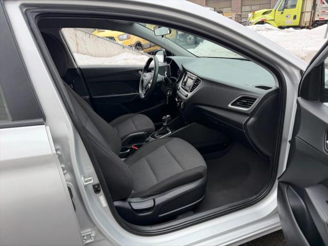 2020 Hyundai Accent SE