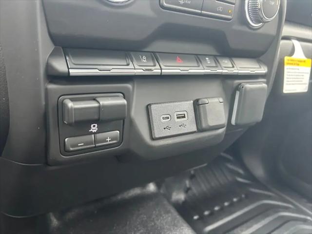 2026 GMC Sierra 3500HD Pro