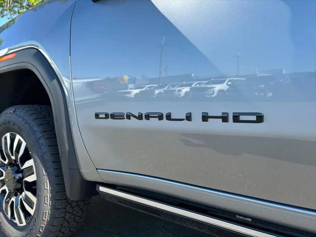 2026 GMC Sierra 3500HD Crew Cab, Long Bed, Denali Ultimate Dual Rear Wheel, 4WD