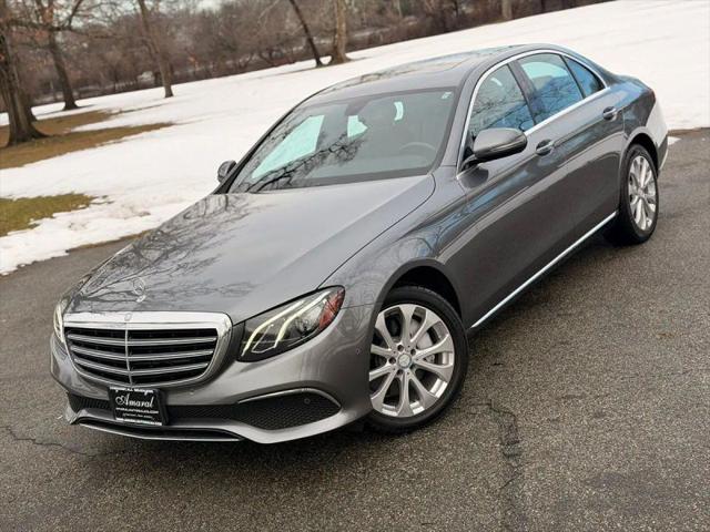 2017 Mercedes-Benz E-CLASS E 300 E 300