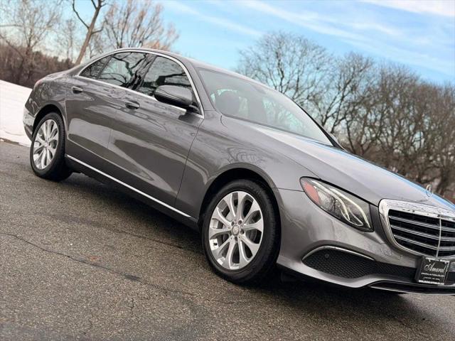2017 Mercedes-Benz E-CLASS E 300 E 300