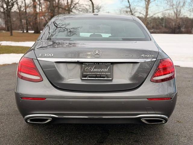 2017 Mercedes-Benz E-CLASS E 300 E 300