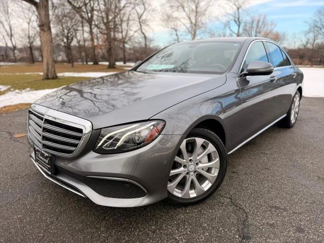 2017 Mercedes-Benz E-CLASS E 300 E 300