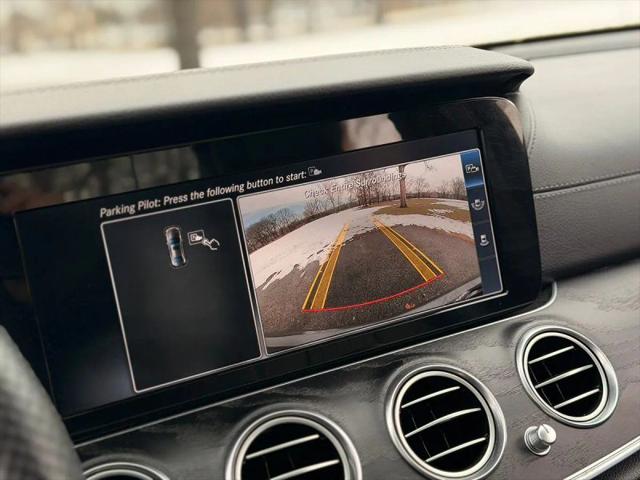 2017 Mercedes-Benz E-CLASS E 300 E 300