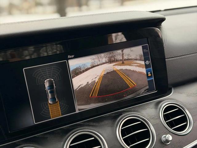 2017 Mercedes-Benz E-CLASS E 300 E 300