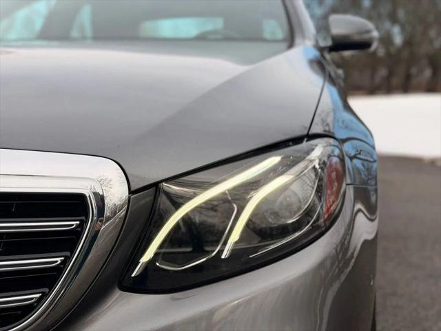 2017 Mercedes-Benz E-CLASS E 300 E 300
