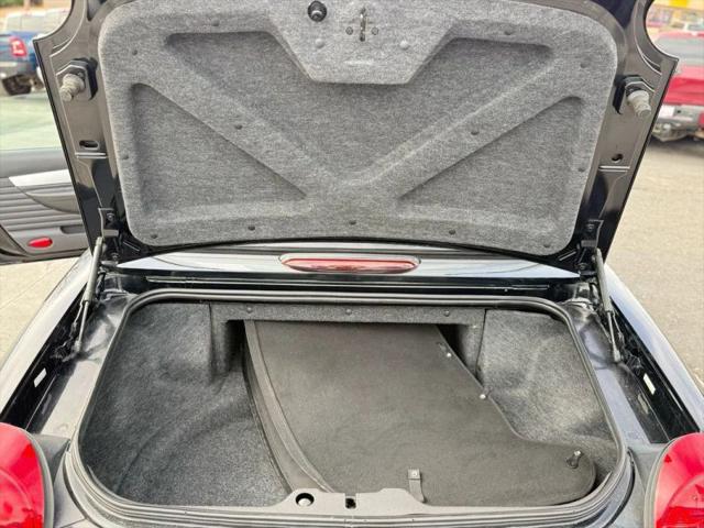 2002 Ford Thunderbird Base