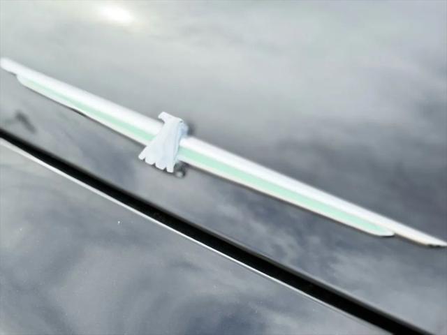 2002 Ford Thunderbird Base
