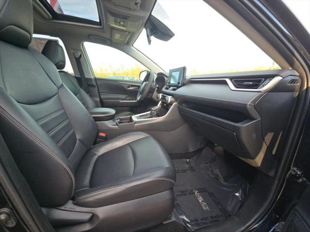 2019 Toyota RAV4 XLE Premium
