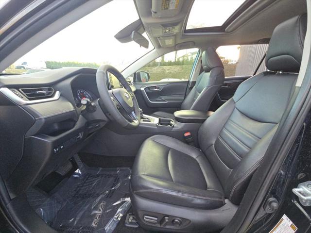 2019 Toyota RAV4 XLE Premium