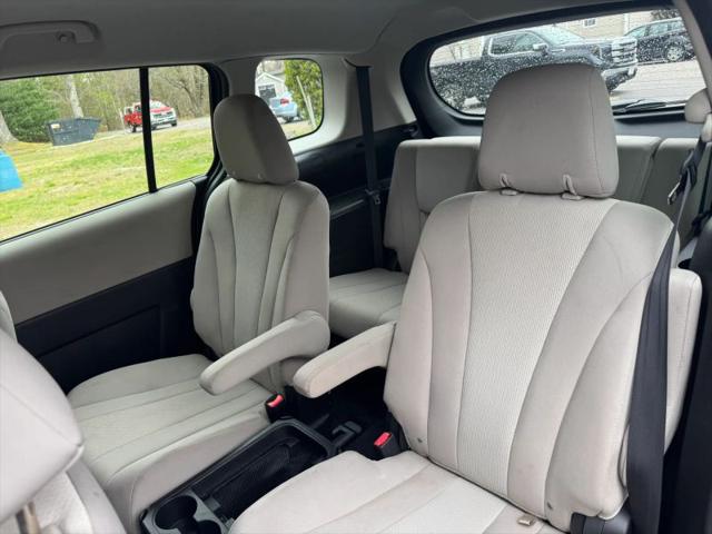 2013 Mazda Mazda5 Sport