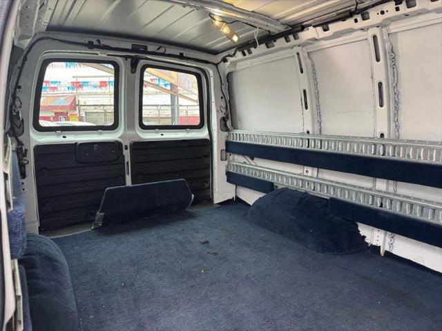 2019 Chevrolet Express Work Van
