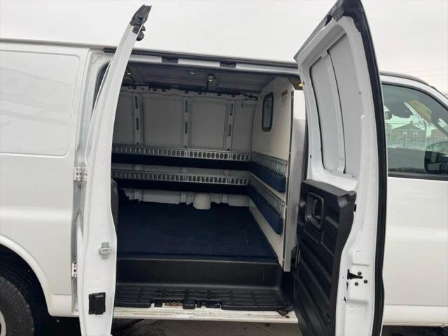 2019 Chevrolet Express Work Van