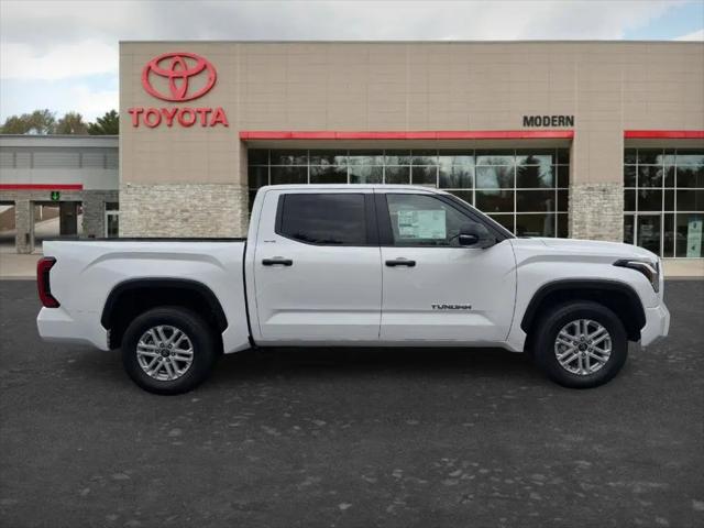 2026 Toyota Tundra SR5 CrewMax 5.5' Bed