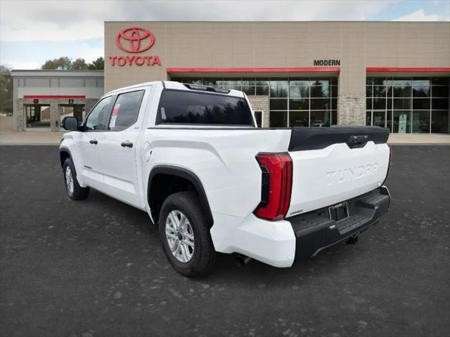 2026 Toyota Tundra SR5 CrewMax 5.5' Bed