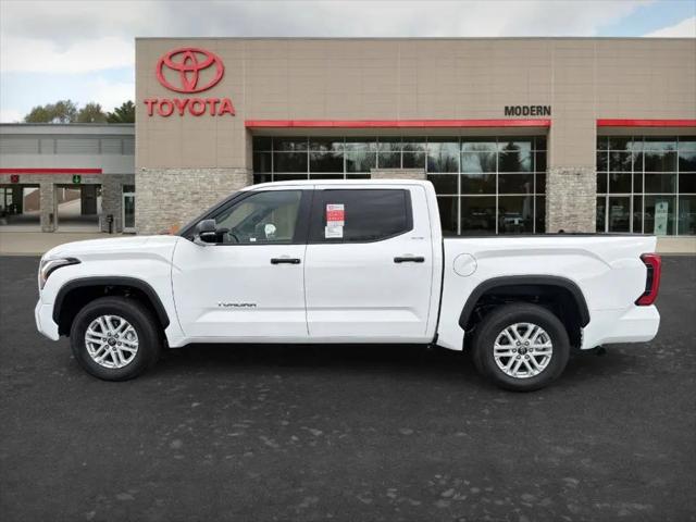 2026 Toyota Tundra SR5 CrewMax 5.5' Bed