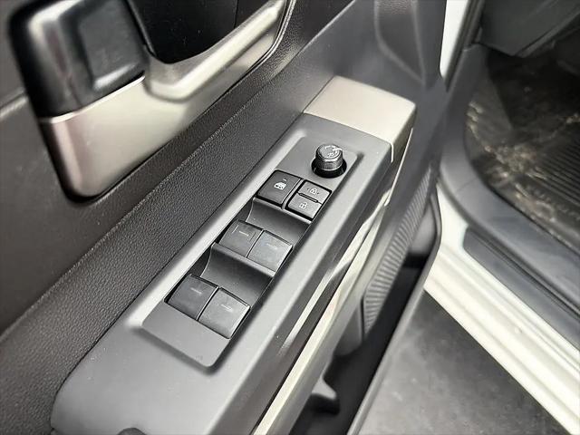 2026 Toyota Tundra SR5 CrewMax 5.5' Bed