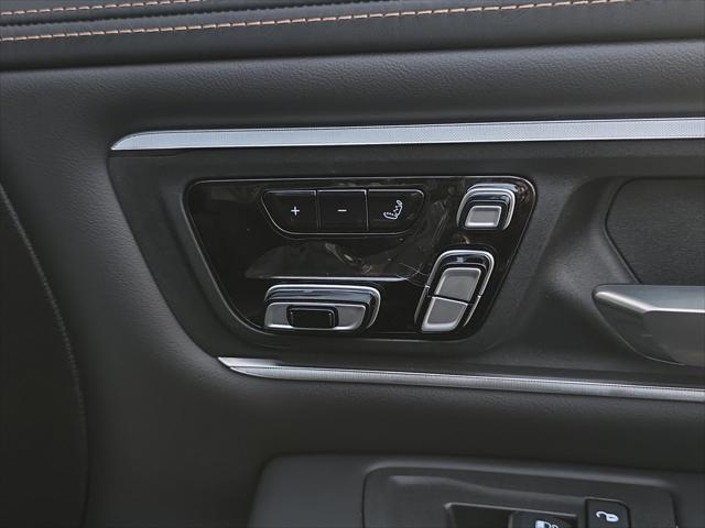 2026 Ram 1500 Tungsten Crew Cab 4x4 5'7" Box