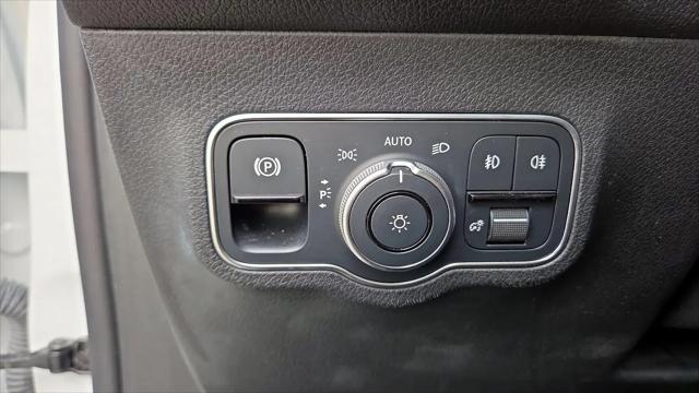 2022 Mercedes-Benz GLB GLB 250