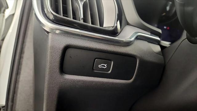 2023 Volvo S60 B5 Core Dark Theme