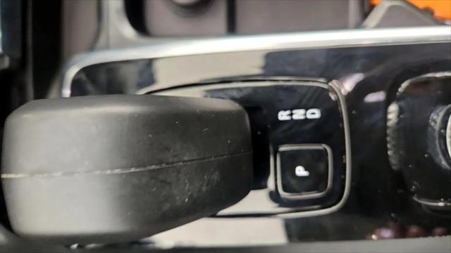 2023 Volvo S60 B5 Core Dark Theme