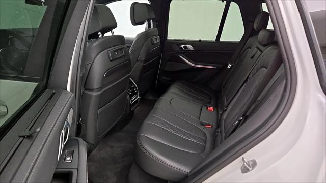 2021 BMW X5 M50i