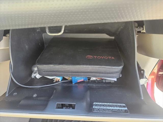 2006 Toyota Tacoma Base V6