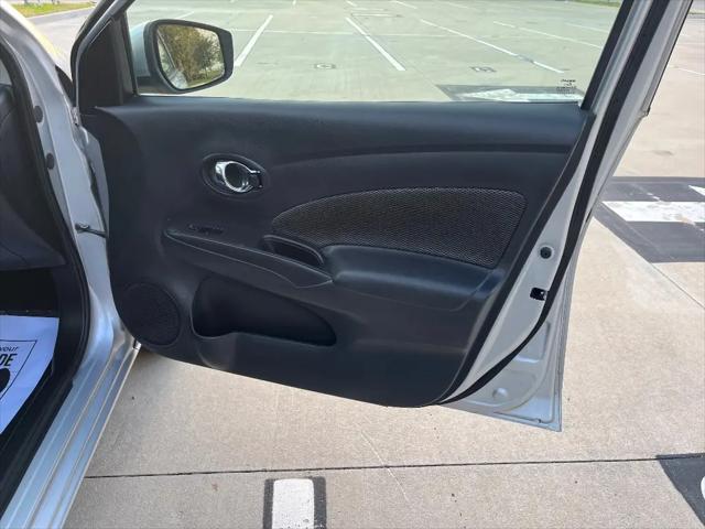 2017 Nissan Versa 1.6 SV