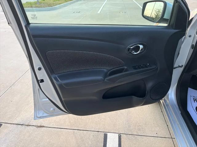 2017 Nissan Versa 1.6 SV