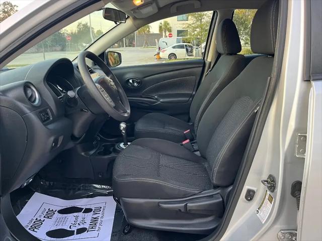 2017 Nissan Versa 1.6 SV