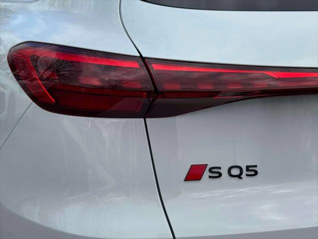 2025 Audi SQ5 Premium Plus TFSI quattro S tronic